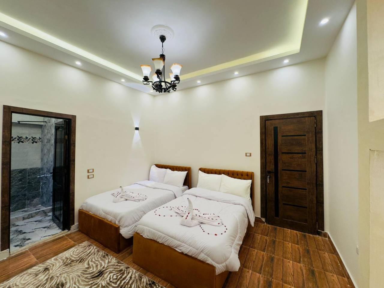 Hur Pyramids Inn Kafrat al Jabal Экстерьер фото