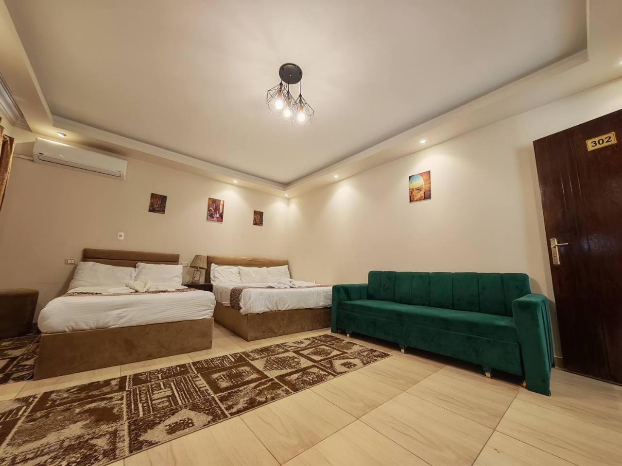 Hur Pyramids Inn Kafrat al Jabal Экстерьер фото